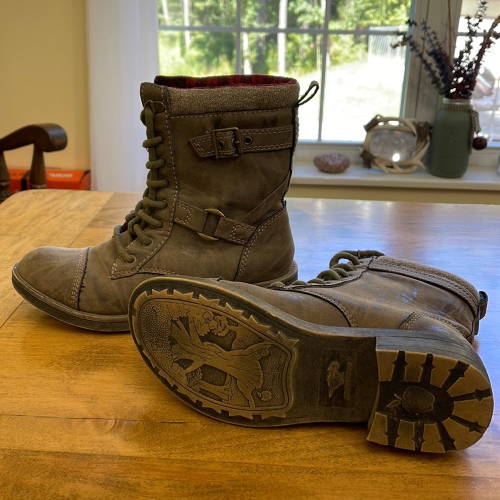 Rocket Dog Boots
